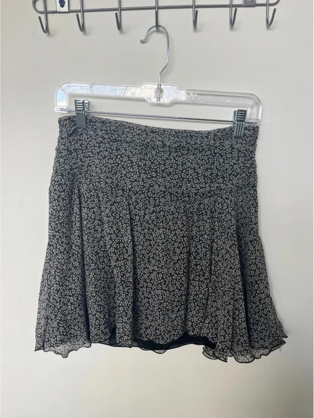 Express size 0 xs y2k silk mini skirt Whimsigoth